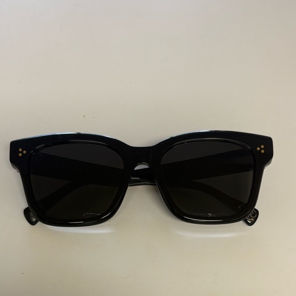 RAEN Breya black square sunglasses - Picture 1 of 8
